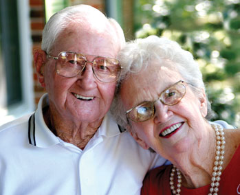 Photo of a couple smiling. Link to Life Stage Gift Planner Over Age 70 Situations.